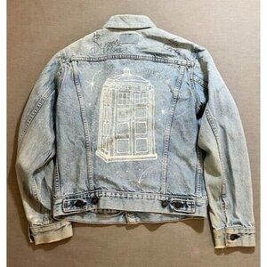 Levi's‎ Police Call Box Trucker Jacket Womens M Blue Denim Long Sleeve.